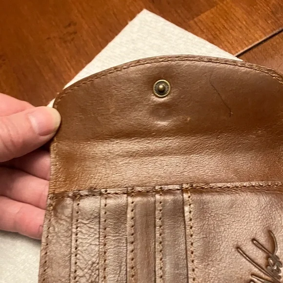 PATRICIA NASH. Vintage Map Print Wallet. Leather is so soft! Beautiful details. - Picture 6 of 12